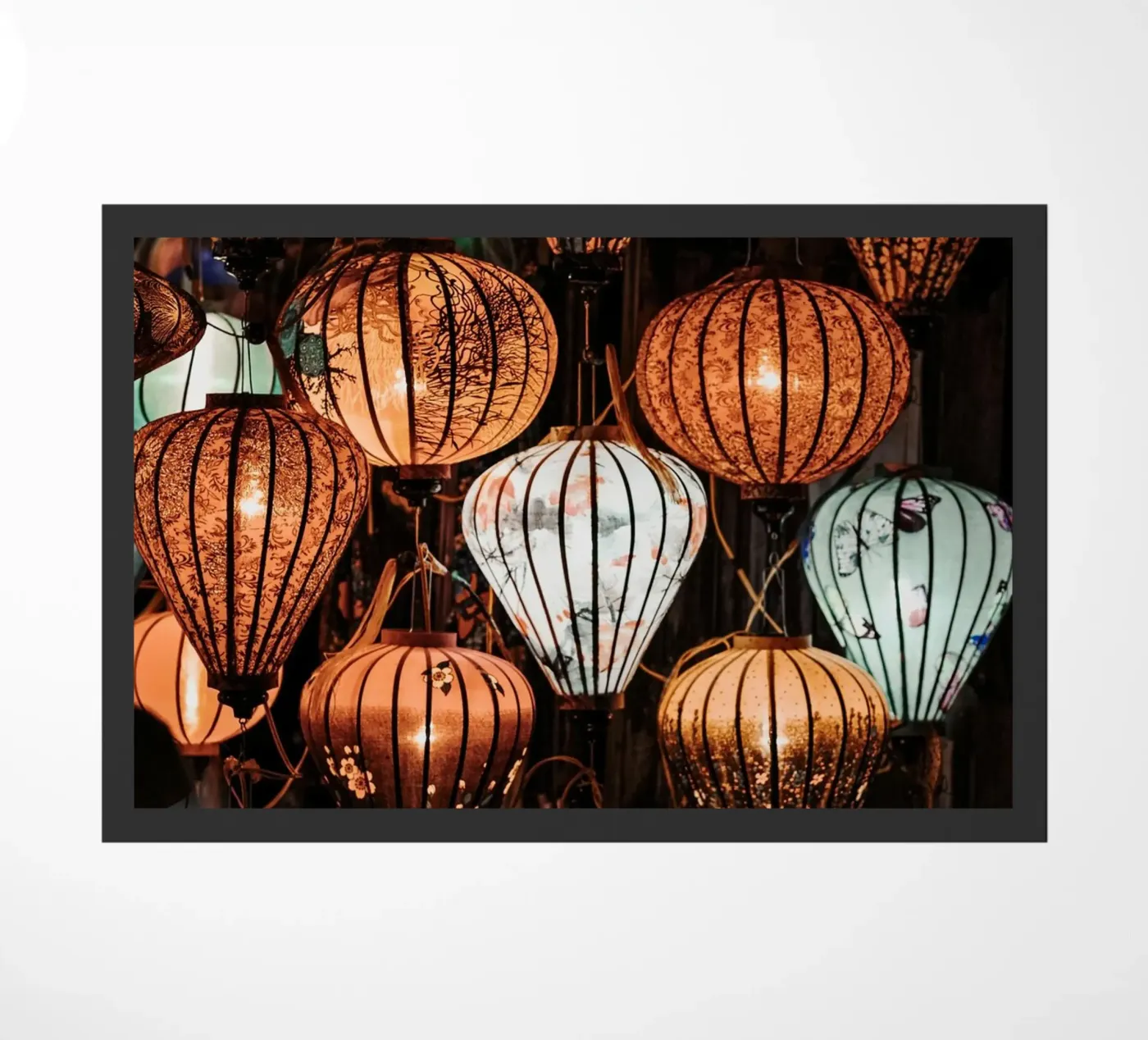 Lampignon doormat by Alina