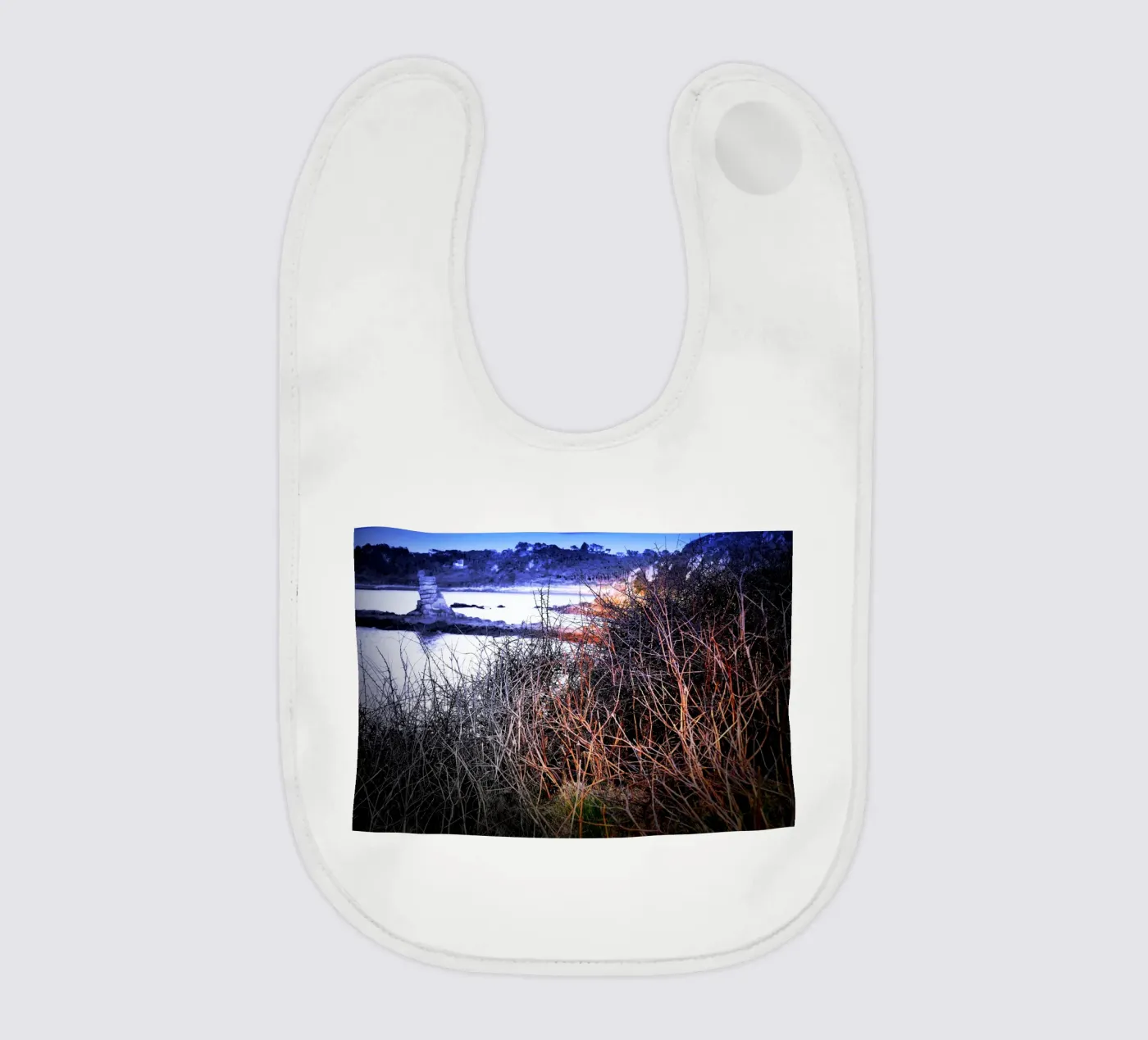 FAA121 baby bib by Thierry vobmann photography