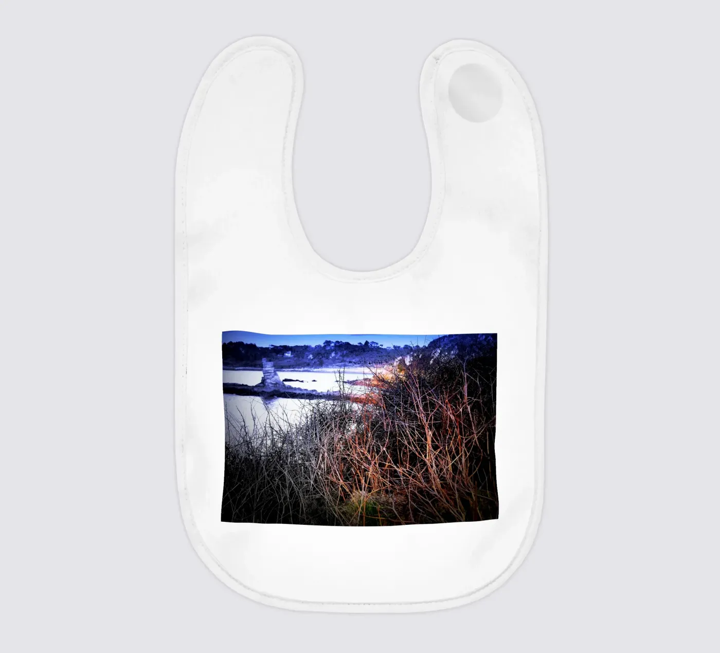 FAA121 baby bib by Thierry vobmann photography