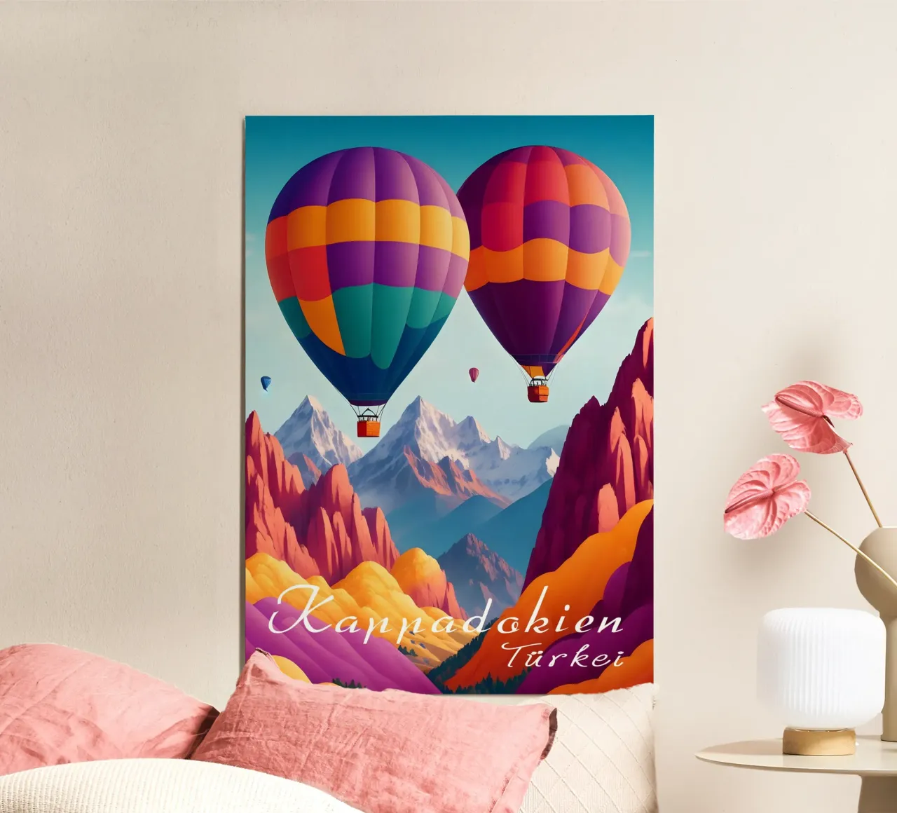 Mongolfiere in Cappadocia poster con telaio in legno da Charnwood Prints