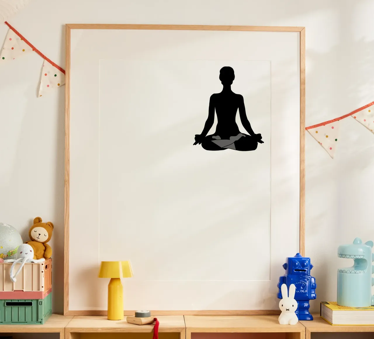 yoga poster con marco de madera de Alina