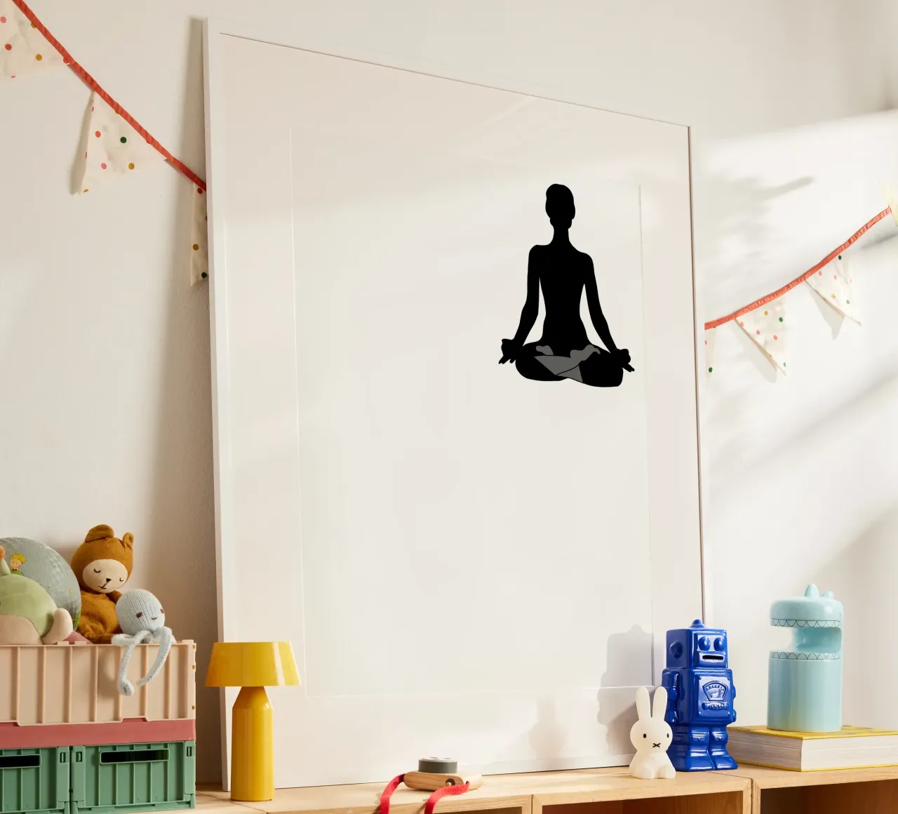 yoga poster con marco de madera de Alina