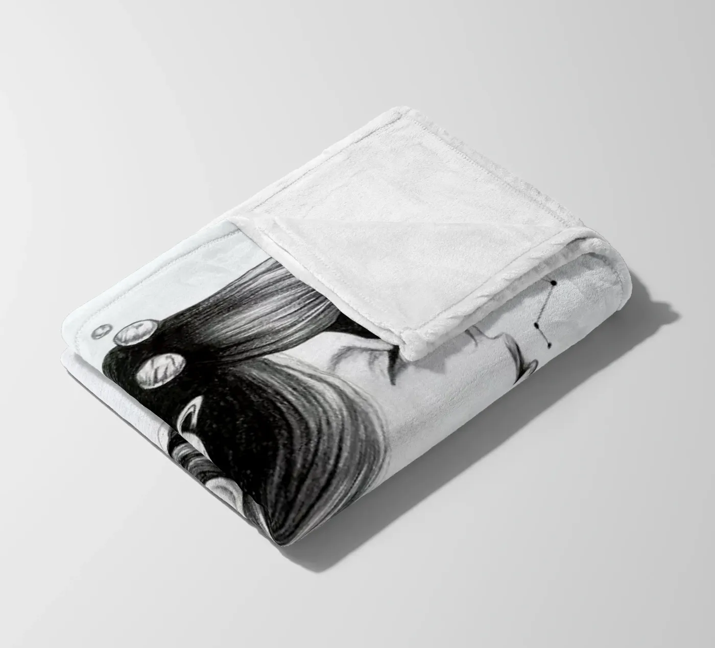 Cosmic Matter Fleecedecke von Alejandra Sáenz