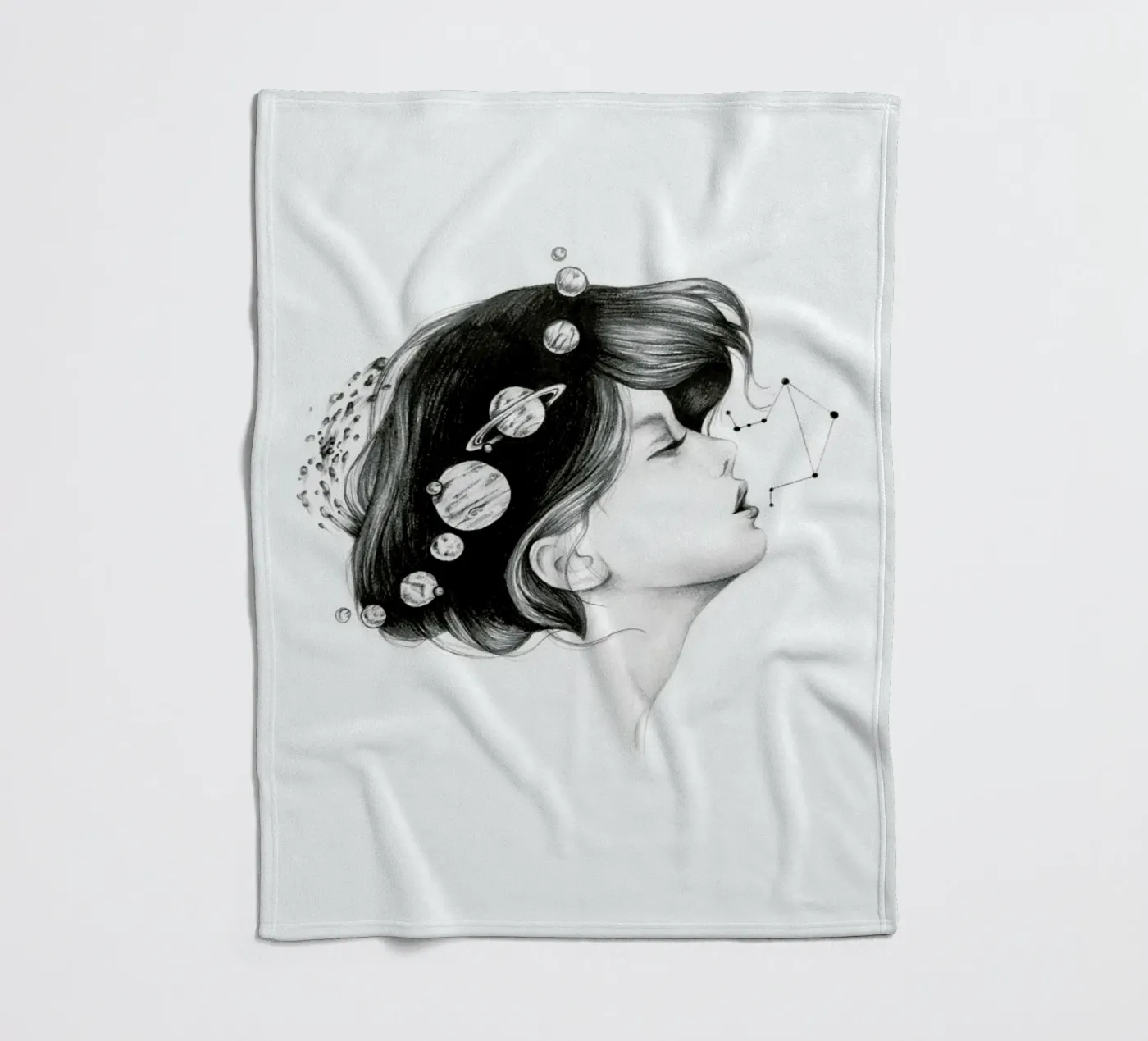 Cosmic Matter Fleecedecke von Alejandra Sáenz