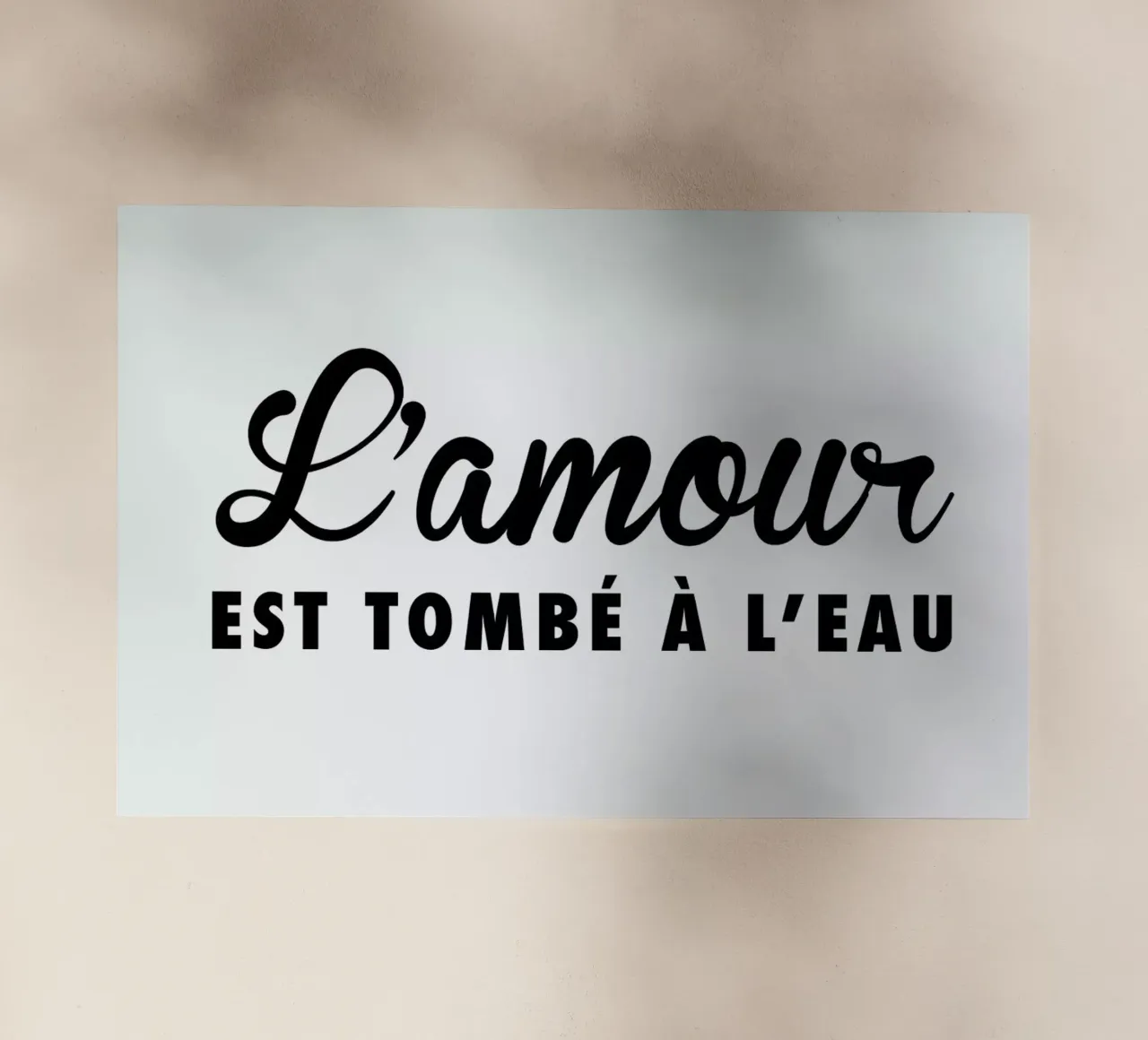 L'amour tombé I black on white pellicola backlit da FRAICHE