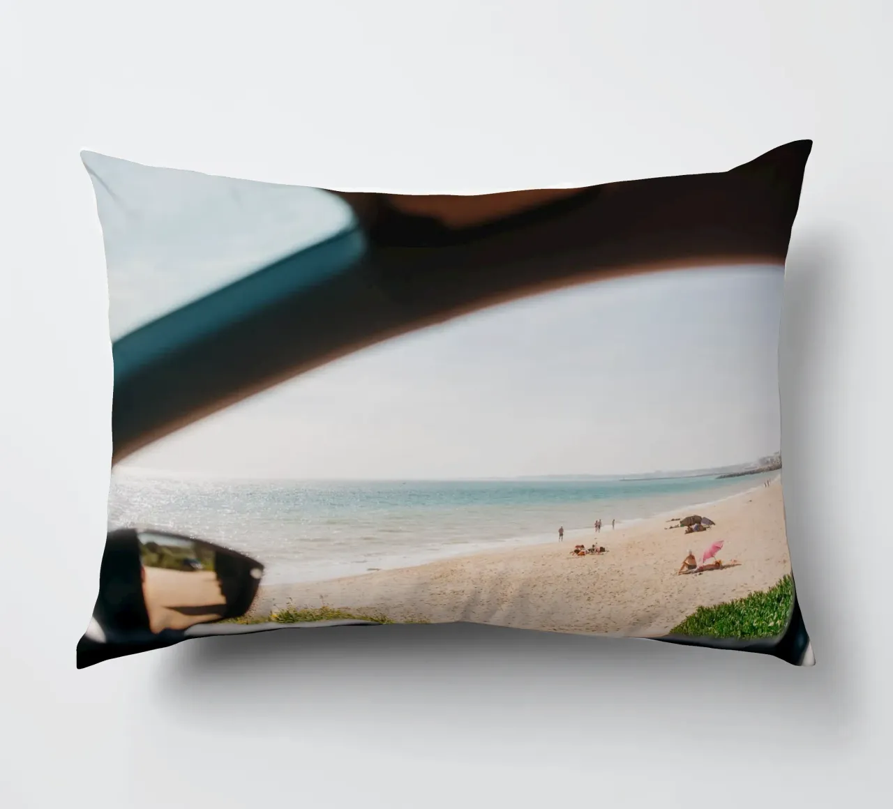 Sole, spiaggia e mare: un momento in Portogallo cuscino da Bold and Retro