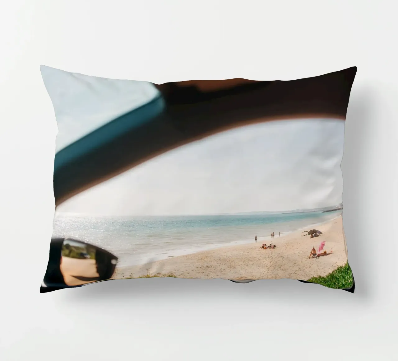 Sole, spiaggia e mare: un momento in Portogallo cuscino da Bold and Retro