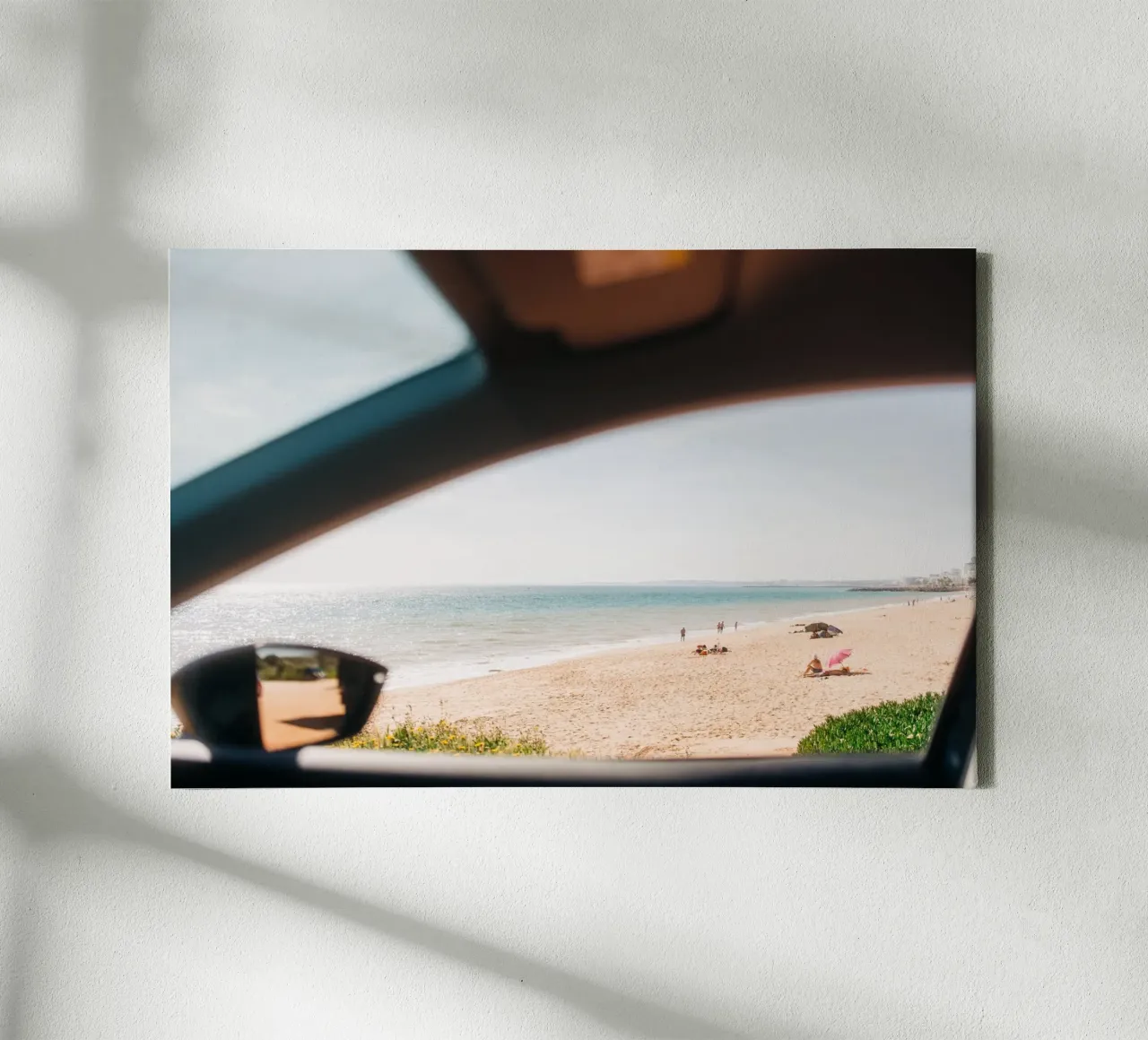 Sole, spiaggia e mare: un momento in Portogallo tela da Bold and Retro
