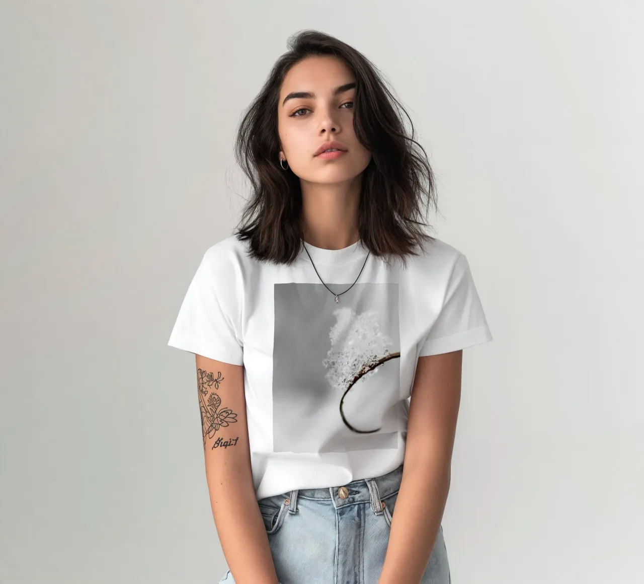 Macro design invernale minimalista t-shirt da Whole©