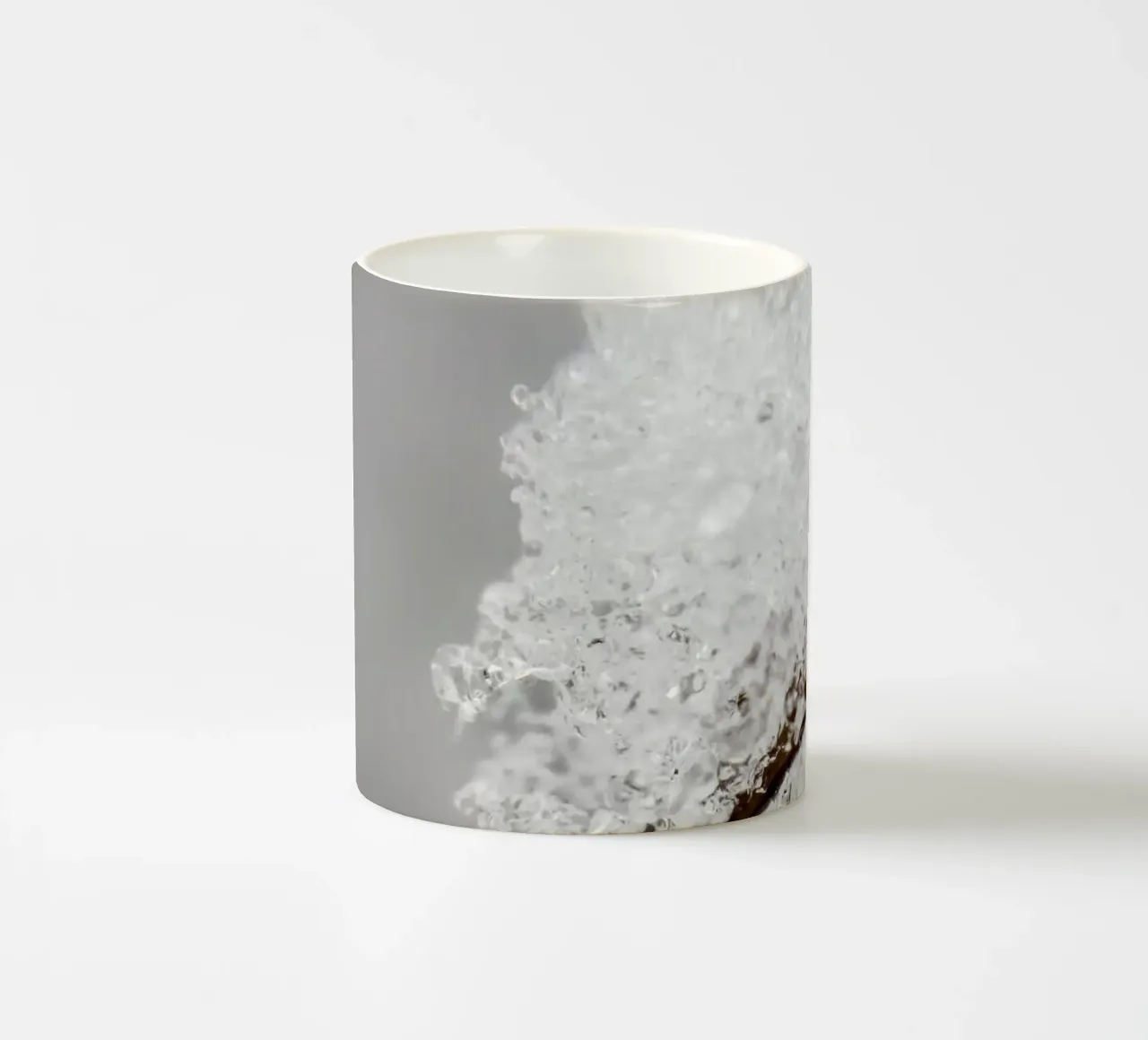Macro design invernale minimalista tazza in ceramica da Whole©