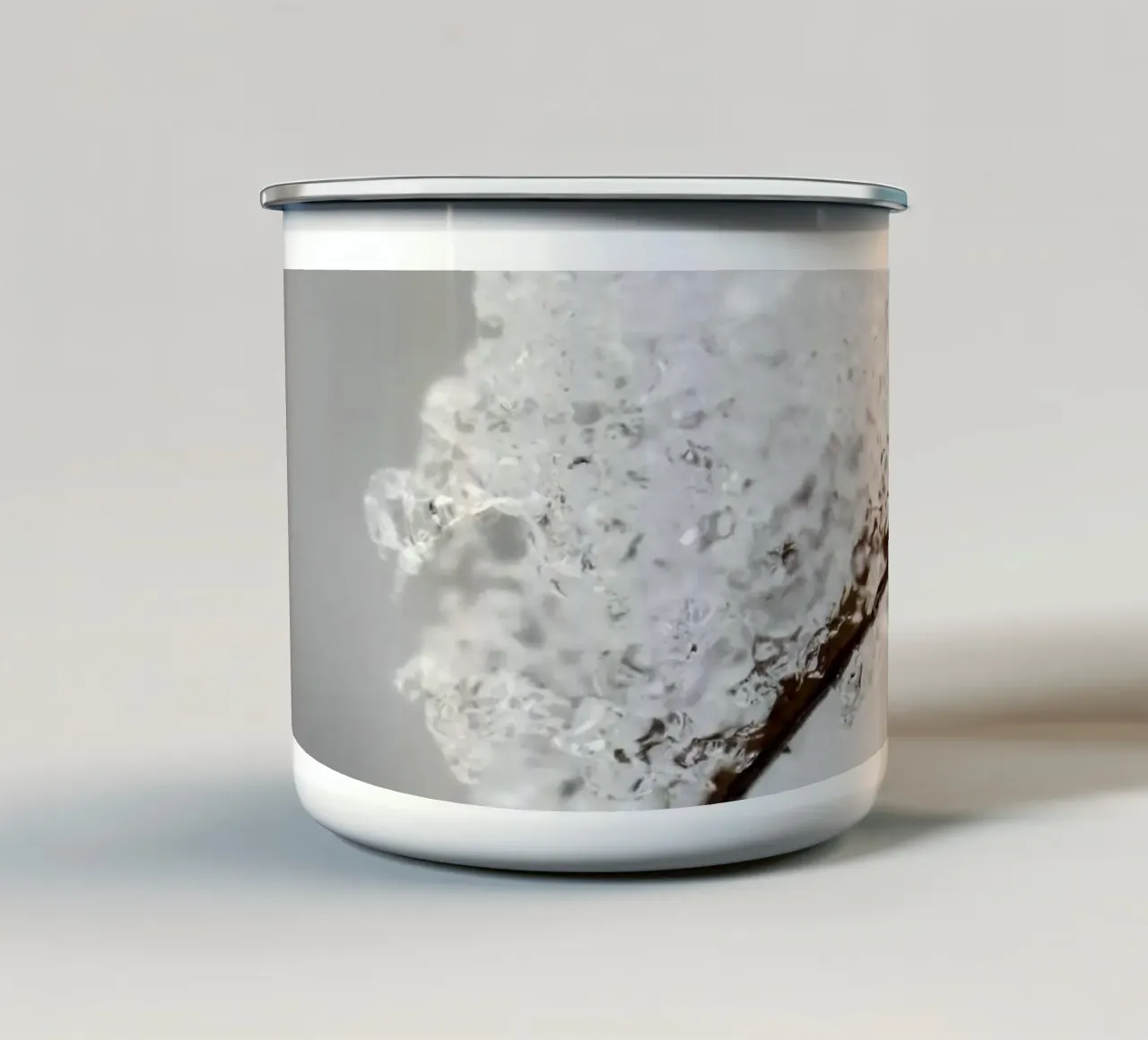 Macro design invernale minimalista tazza in smalto da Whole©