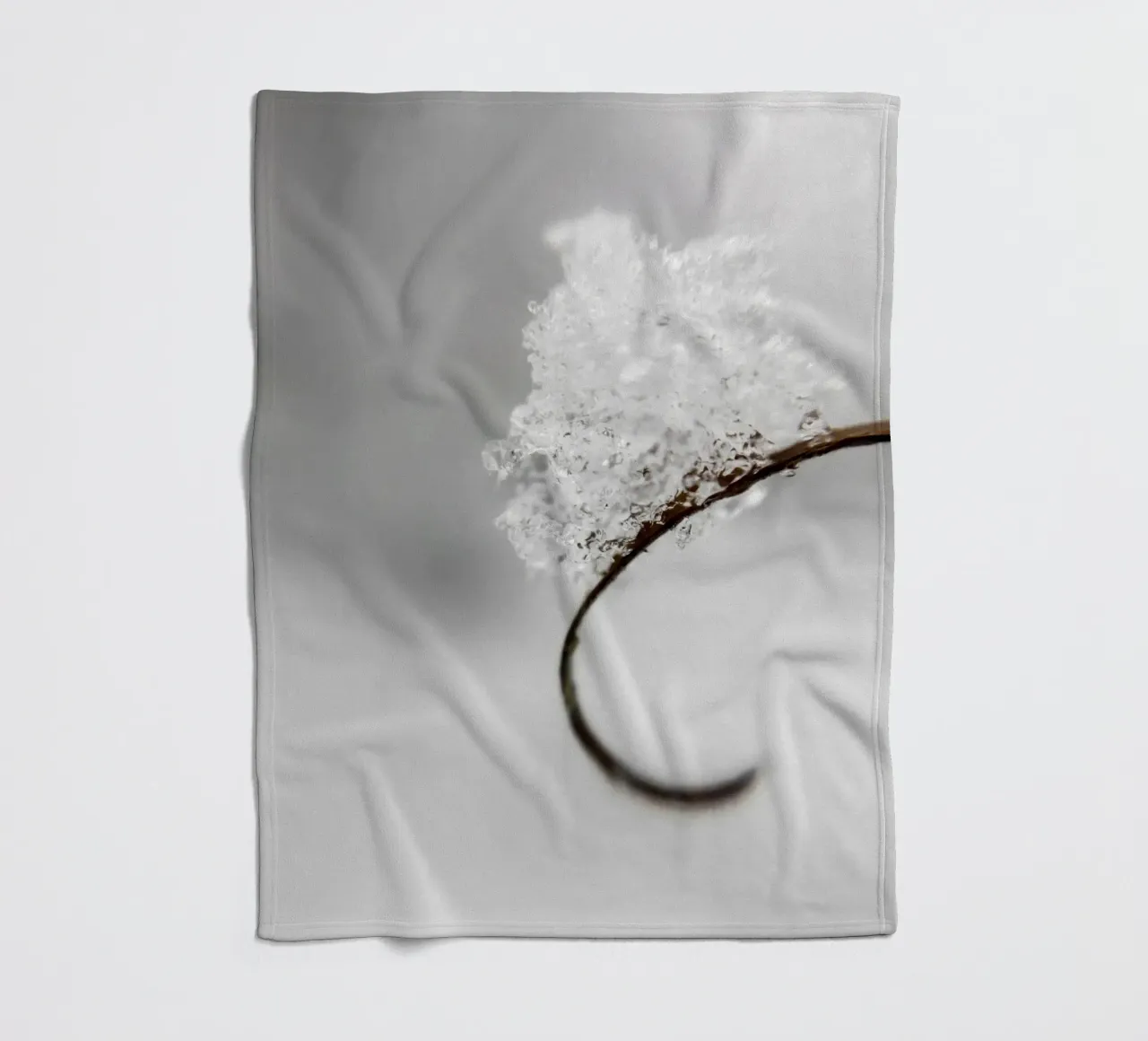 Macro design invernale minimalista coperta in pile da Whole©