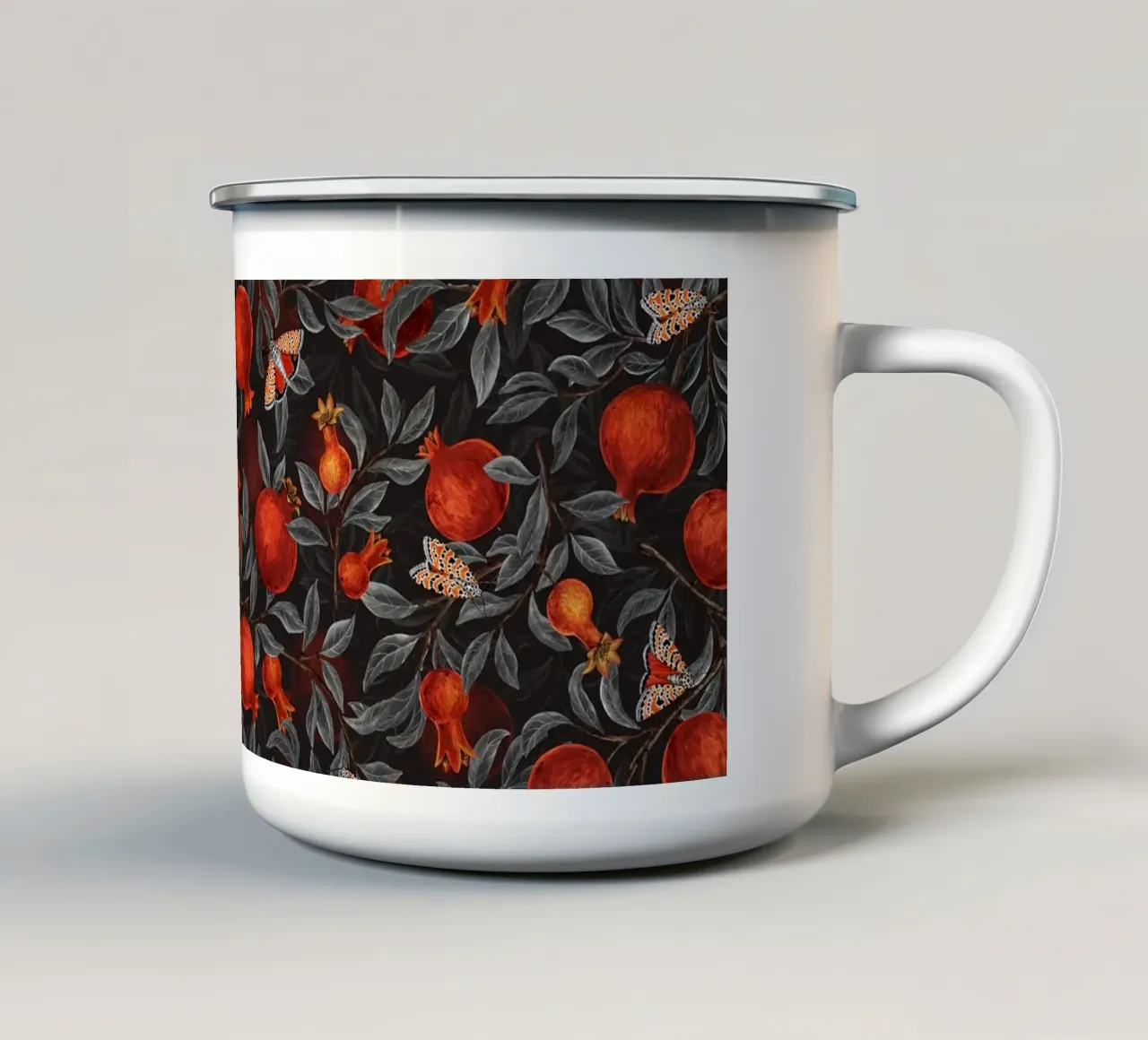 Melograni e falene Bella tazza in smalto da Painted Nature