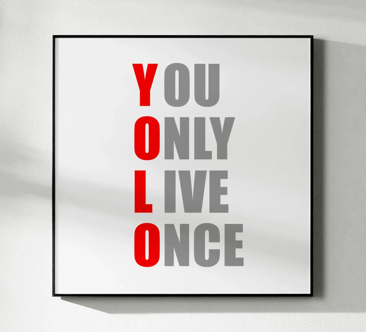 YOLO | You Only Live Once | Design per camicia plexiglass da Autofocus
