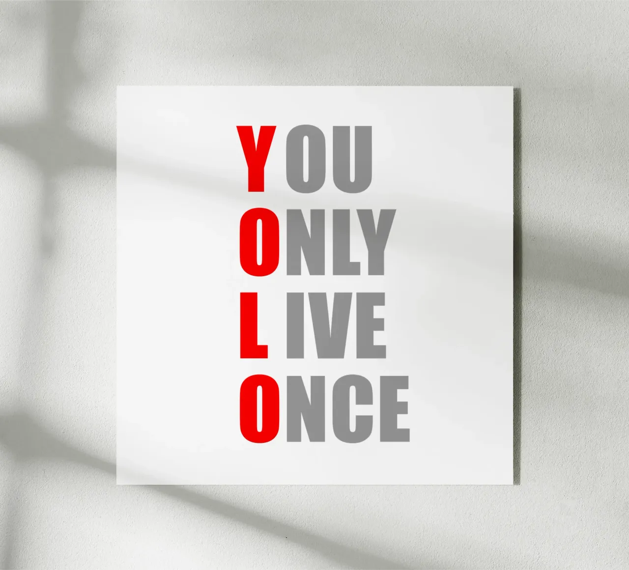 YOLO | You Only Live Once | Design per camicia plexiglass da Autofocus