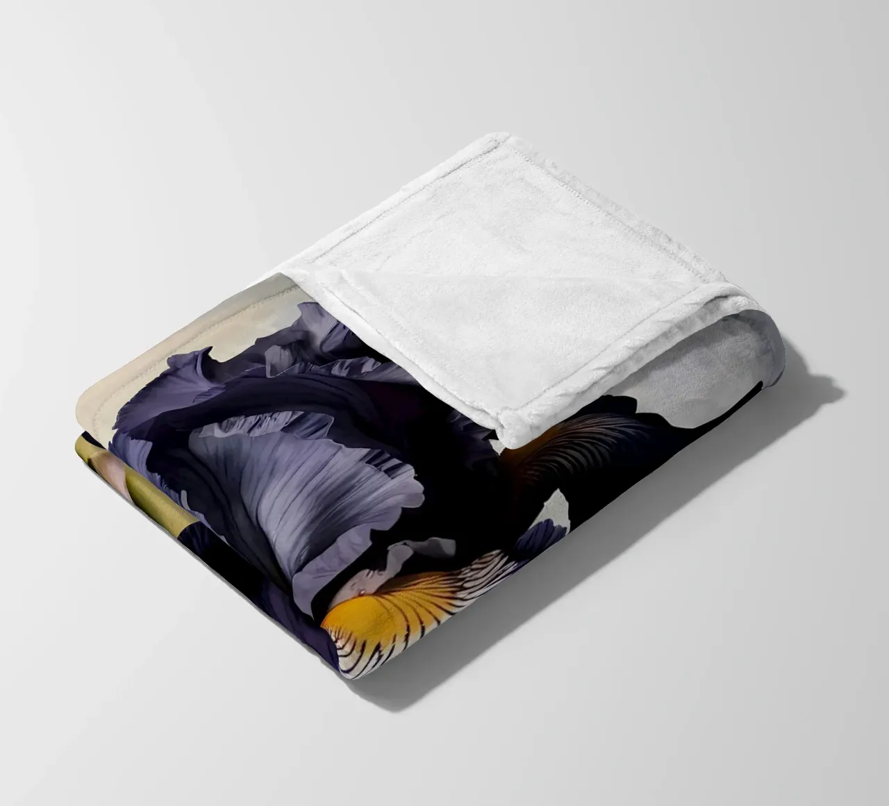 Black Iris Fleecedecke von Artistic-shop