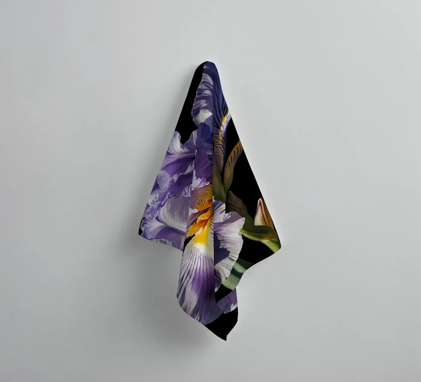 Iris Elegance towel by Artistic-shop