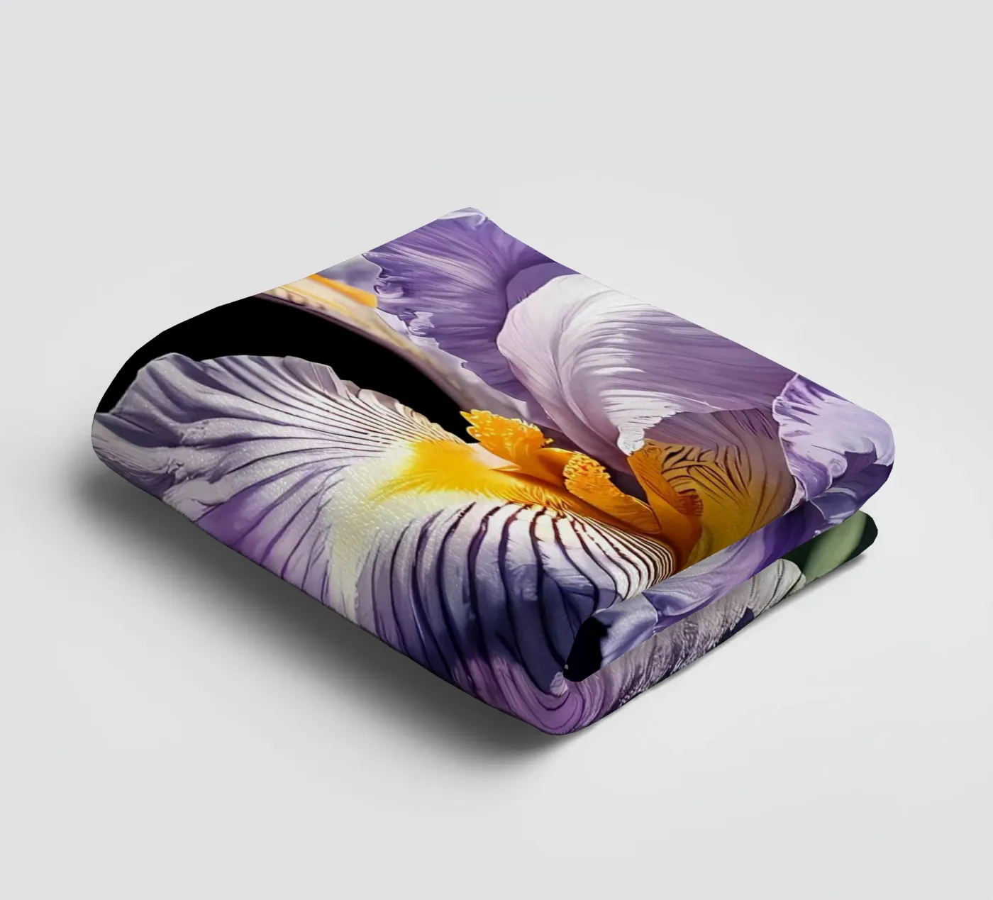 Iris Elegance towel by Artistic-shop