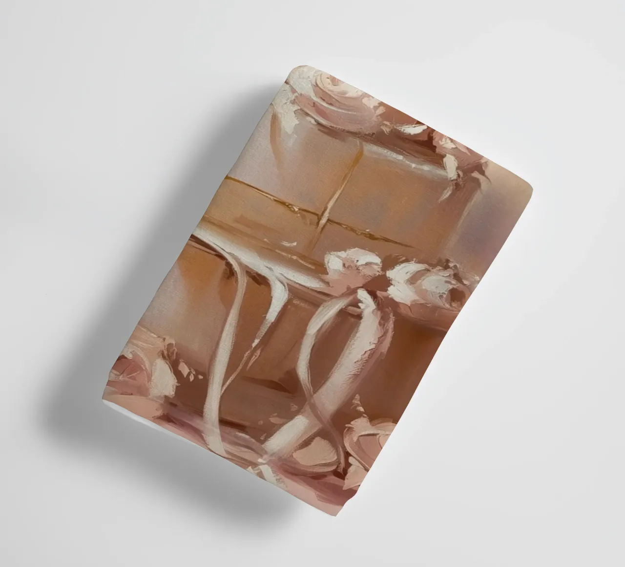 Torta a quattro piani con fiori rosa asciugamano da bagno da Melloi Art Print