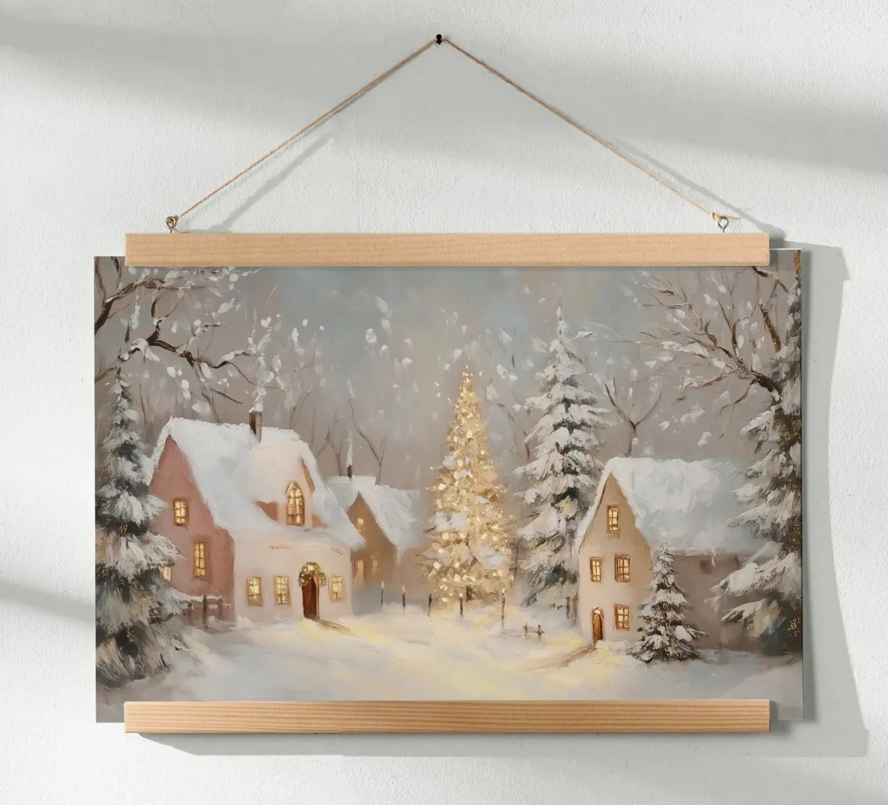 Villaggio invernale con albero di Natale in festa poster da Melloi Art Print