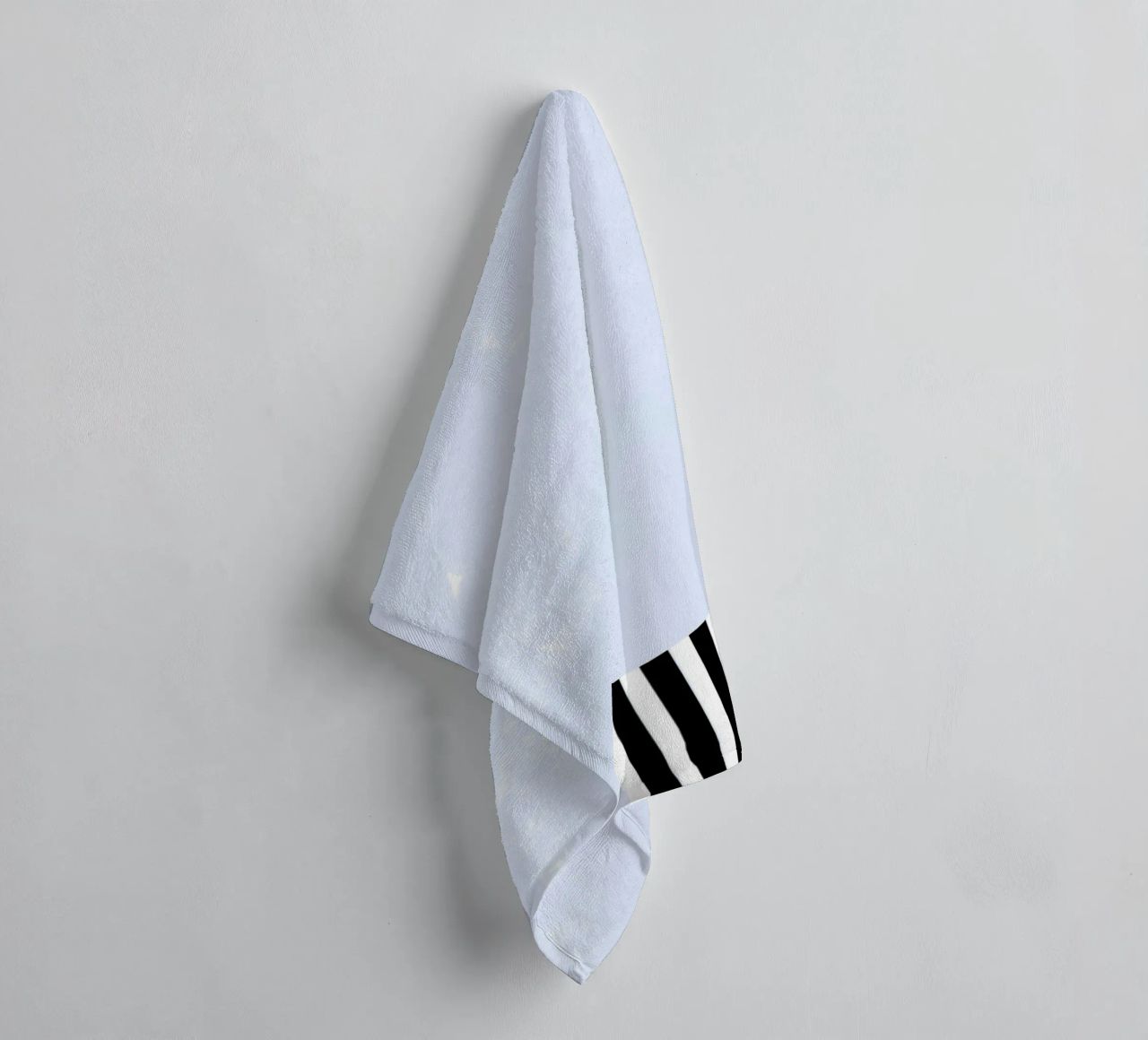 Puzzle Part 03 towel by Studio ROSAGRAU
