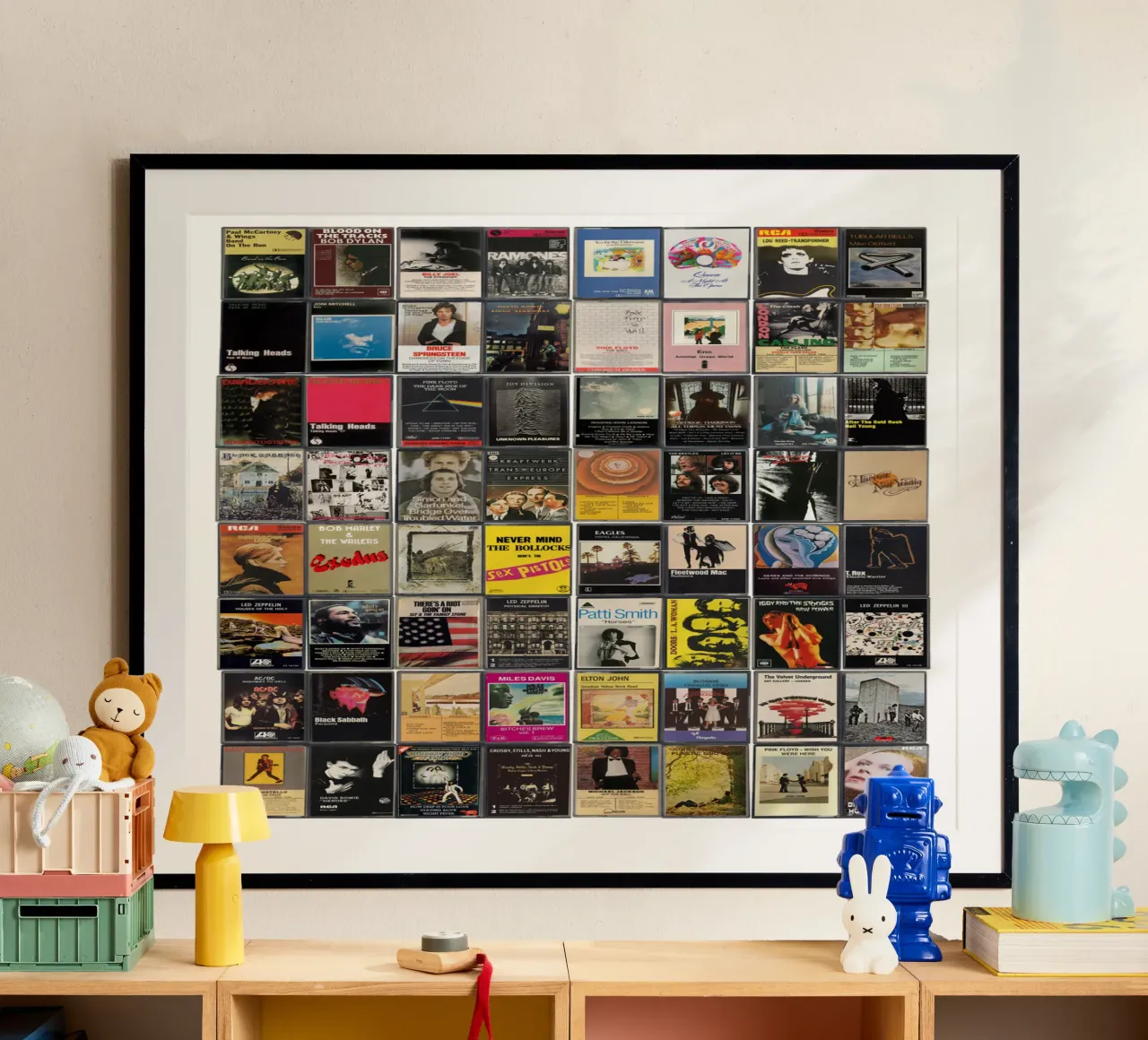 The Best of 1970's Music - 70s Album Cover Cassette Print poster con telaio in plastica da MrMustardPrints