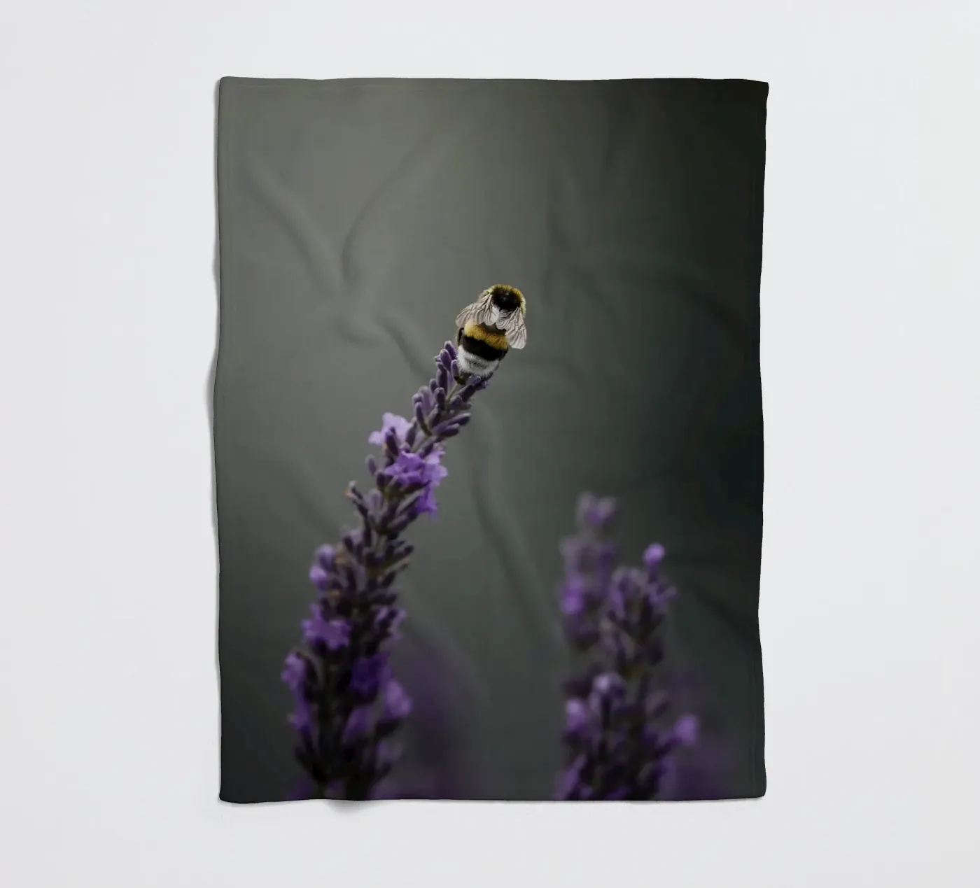 Hummel Fleecedecke von Tom's Wildlife
