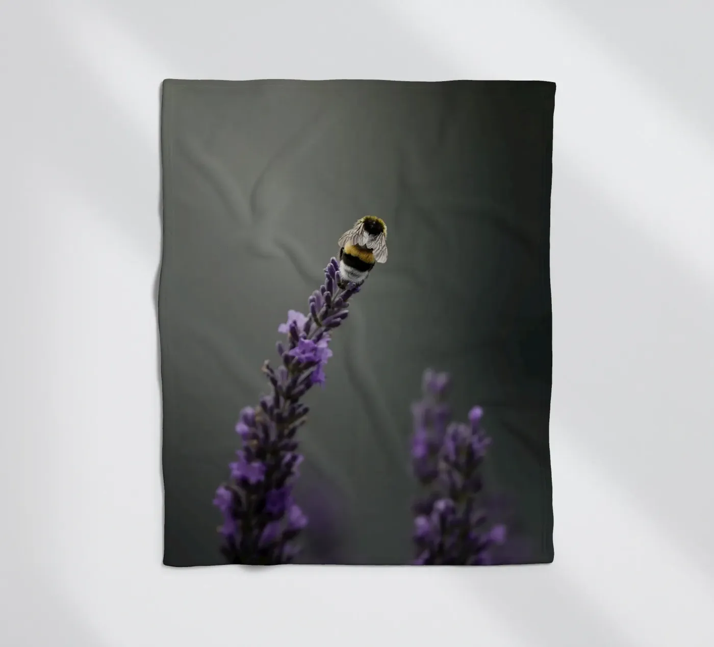 Hummel Fleecedecke von Tom's Wildlife
