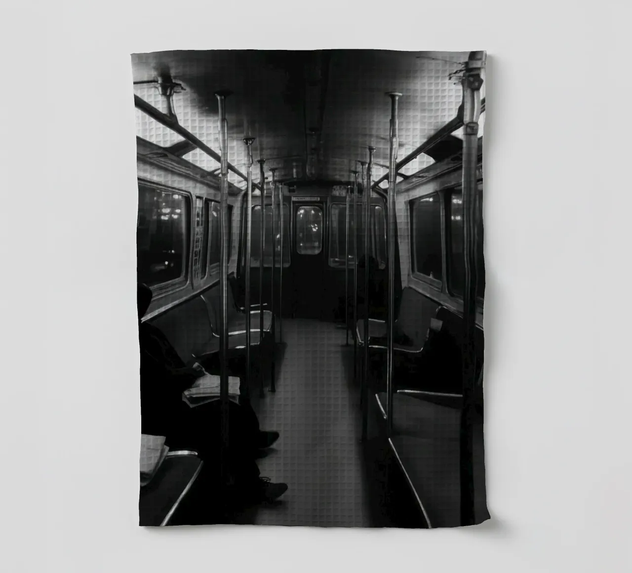 Solitude dans le métro torchon de Black & White