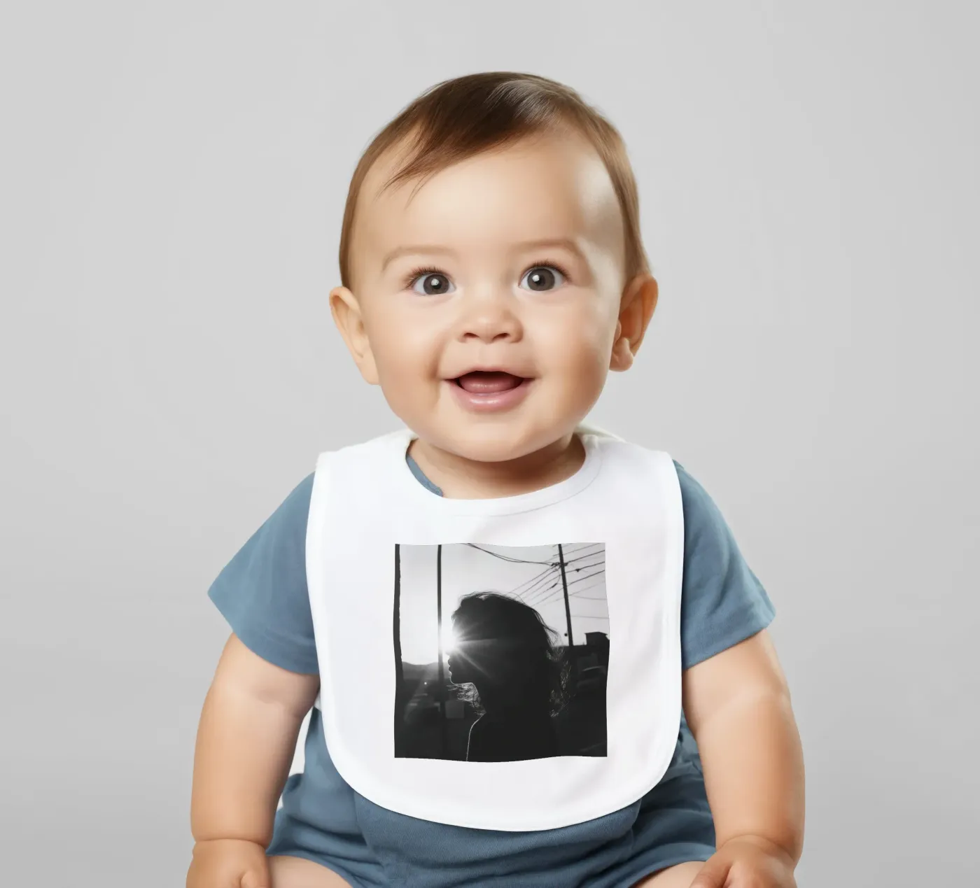 Light bavaglino da Black & White