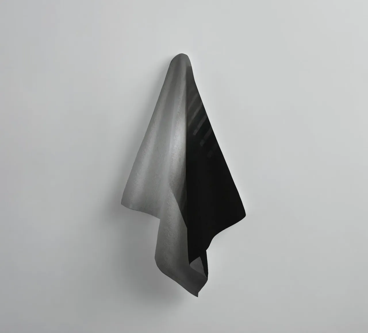 Top in de mist badhanddoek van Black & White