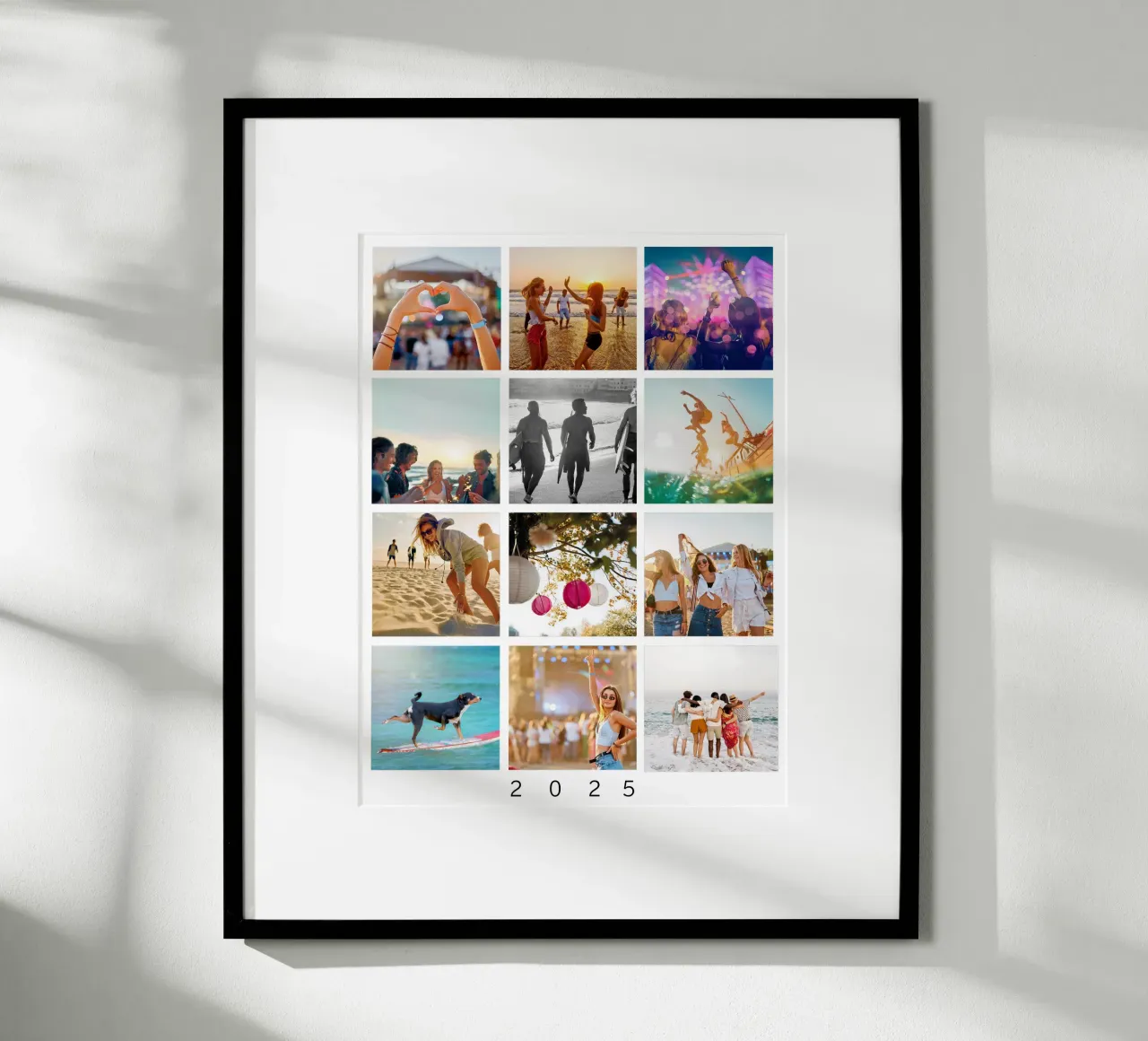 Your Story - personalisiert poster con telaio in legno da WORTSPIEL