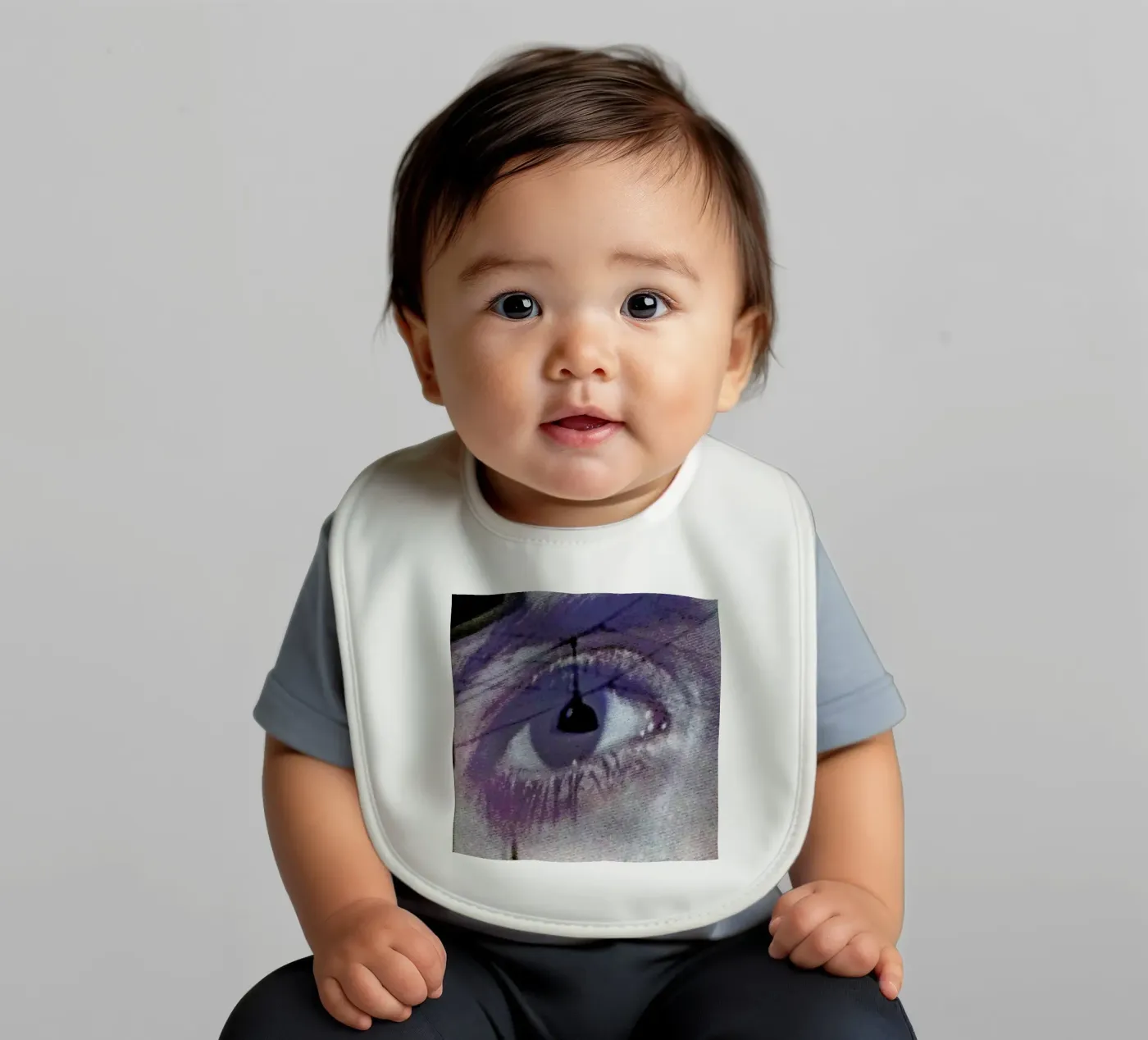 Reflex Eye Babylätzchen von Sattrup & Høst