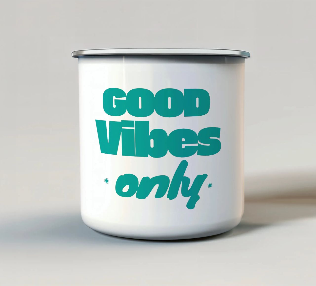 Solo Good Vibes tazza in smalto da Gunawan Rb