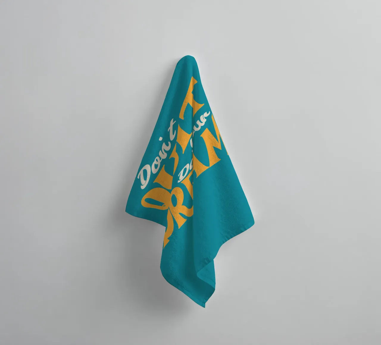 Geef je dagdroom niet op badhanddoek van Gunawan Rb