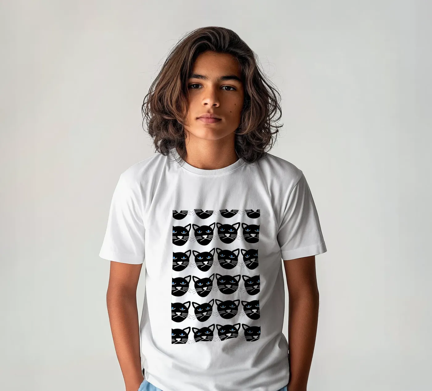 Grumpy Cat Kinder T-Shirt von Vasare Nar