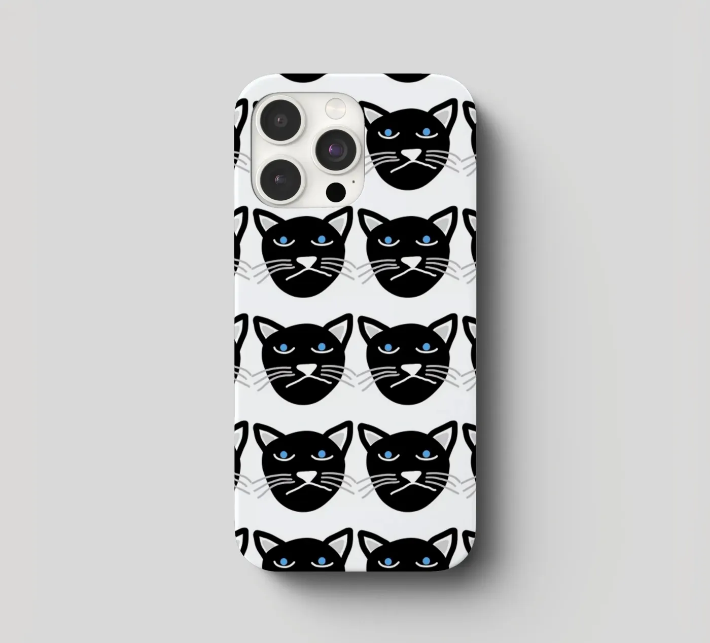 Grumpy Cat iphone case by Vasare Nar