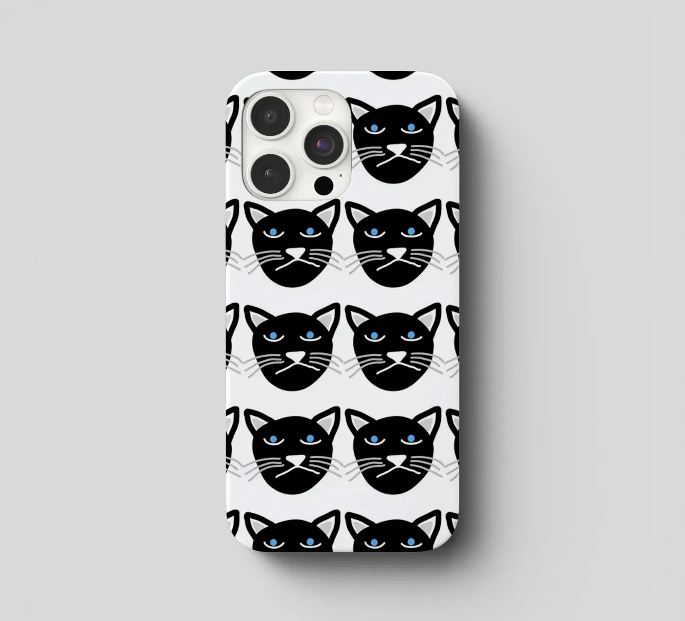 Grumpy Cat iphone case by Vasare Nar