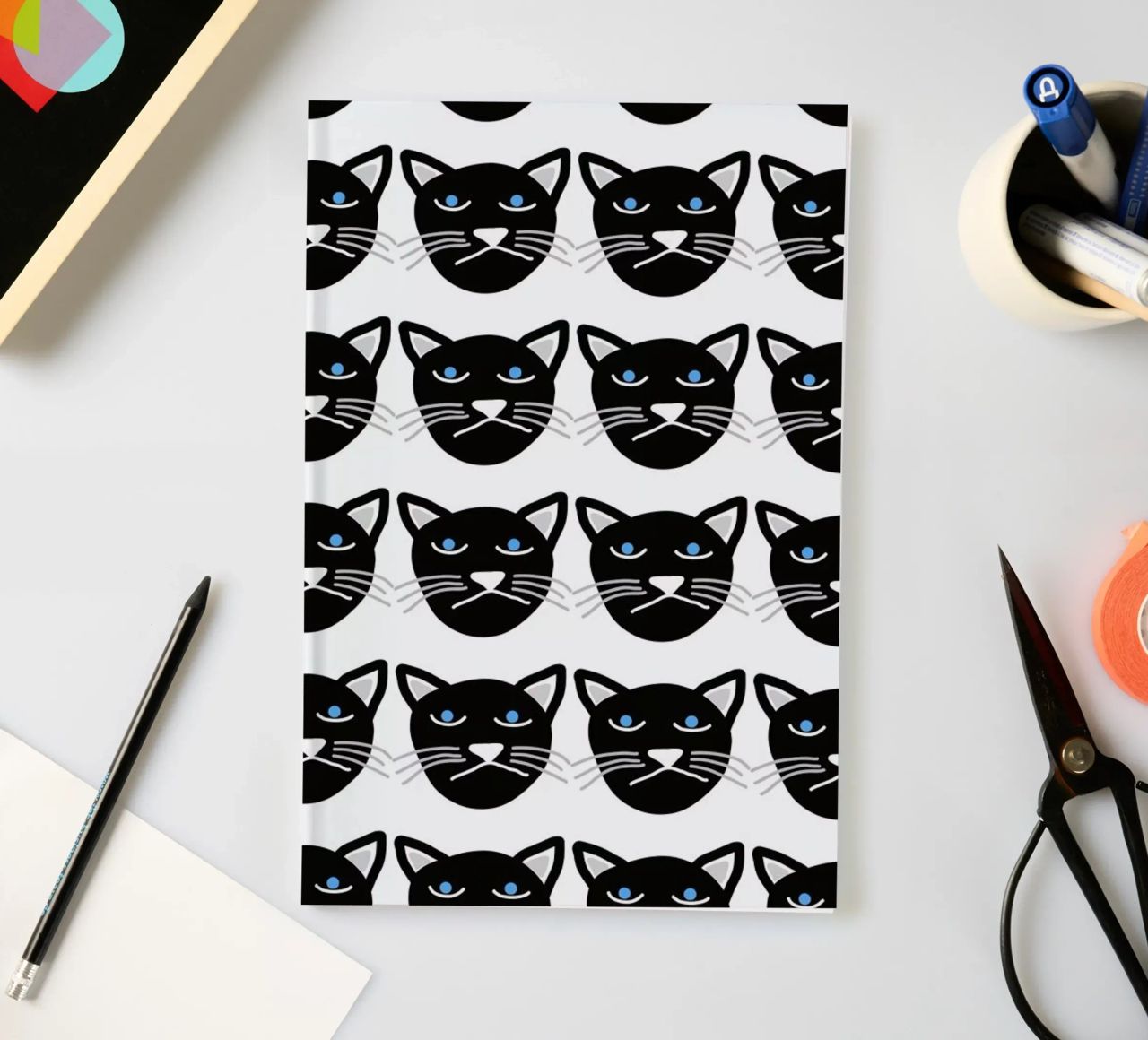 Grumpy Cat notebook by Vasare Nar