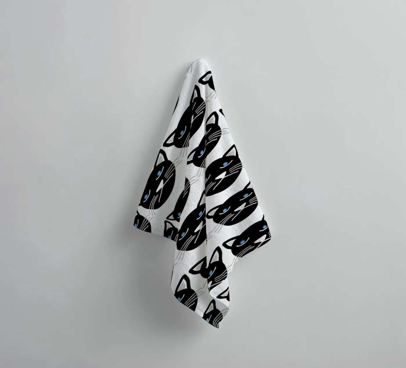 Grumpy Cat badhanddoek van Vasare Nar