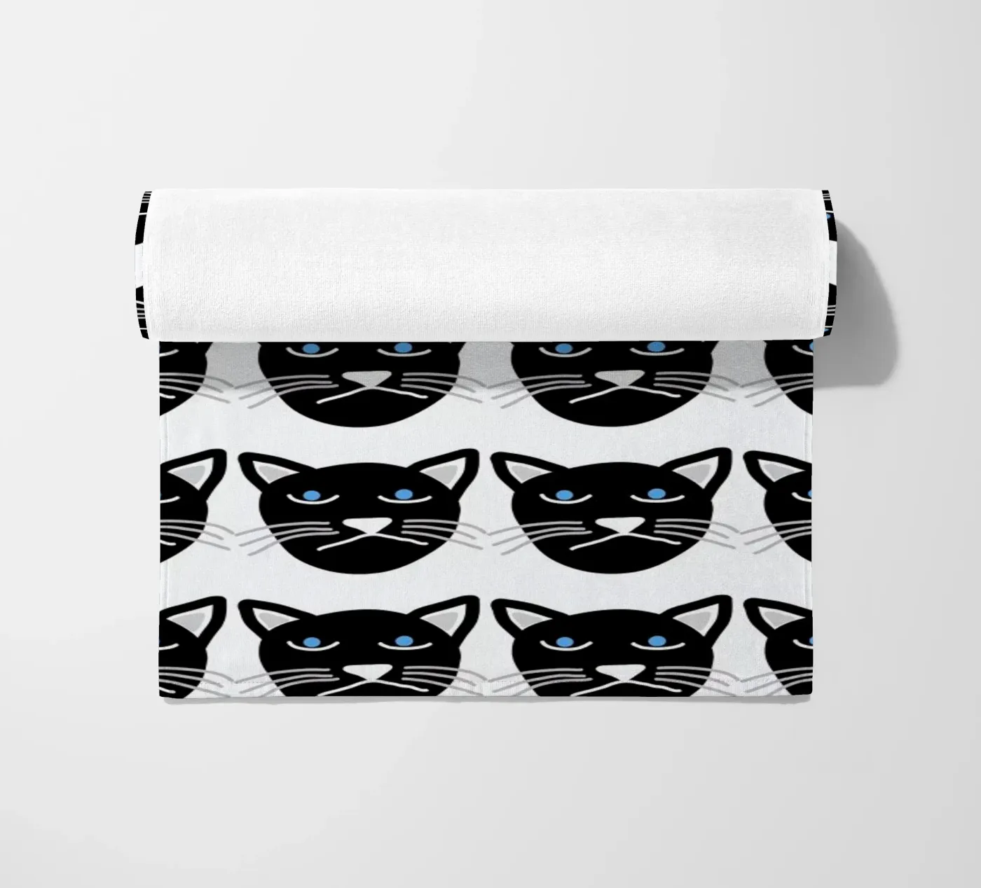 Grumpy Cat strandhanddoek van Vasare Nar