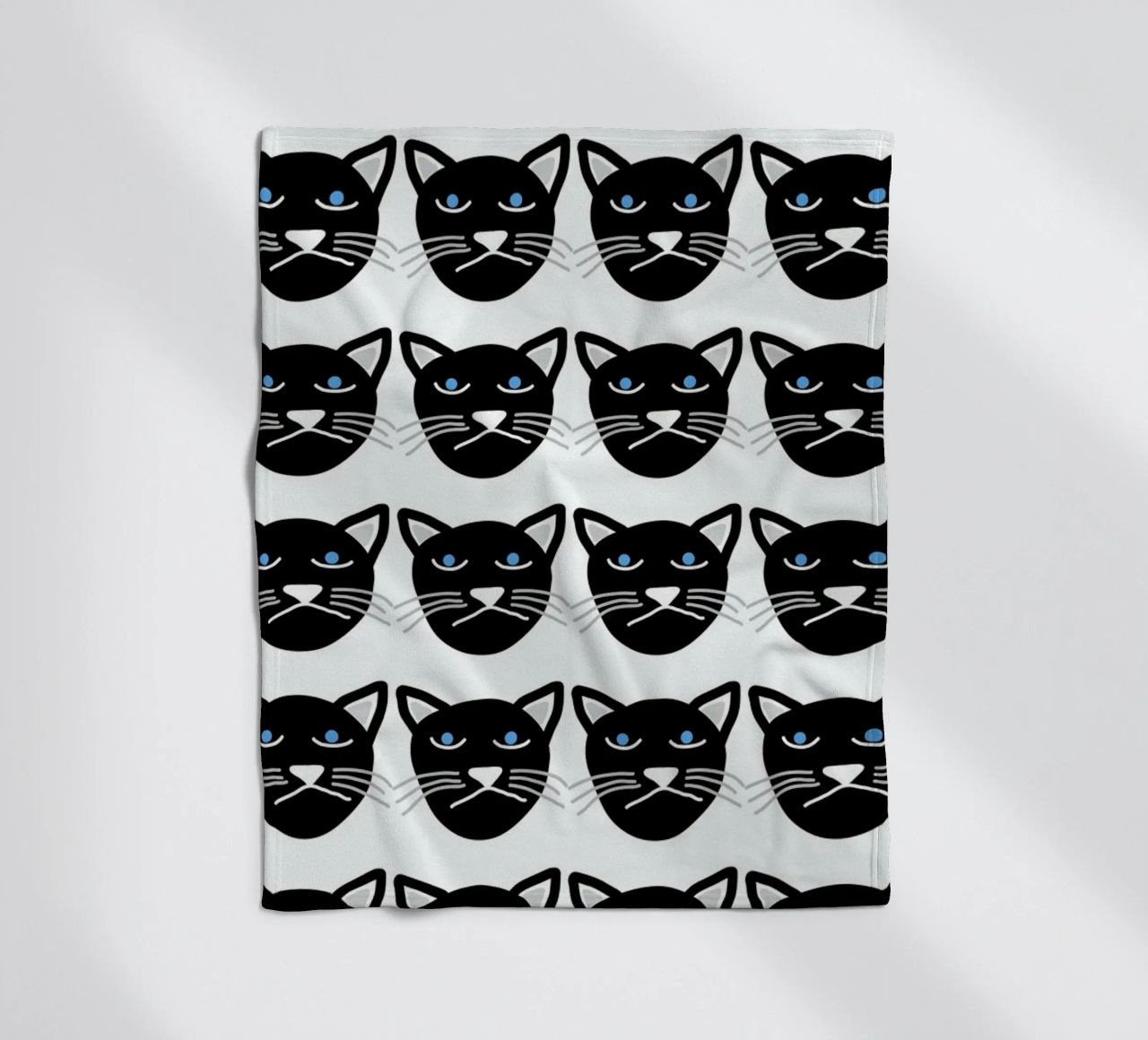 Grumpy Cat coperta in pile da Vasare Nar