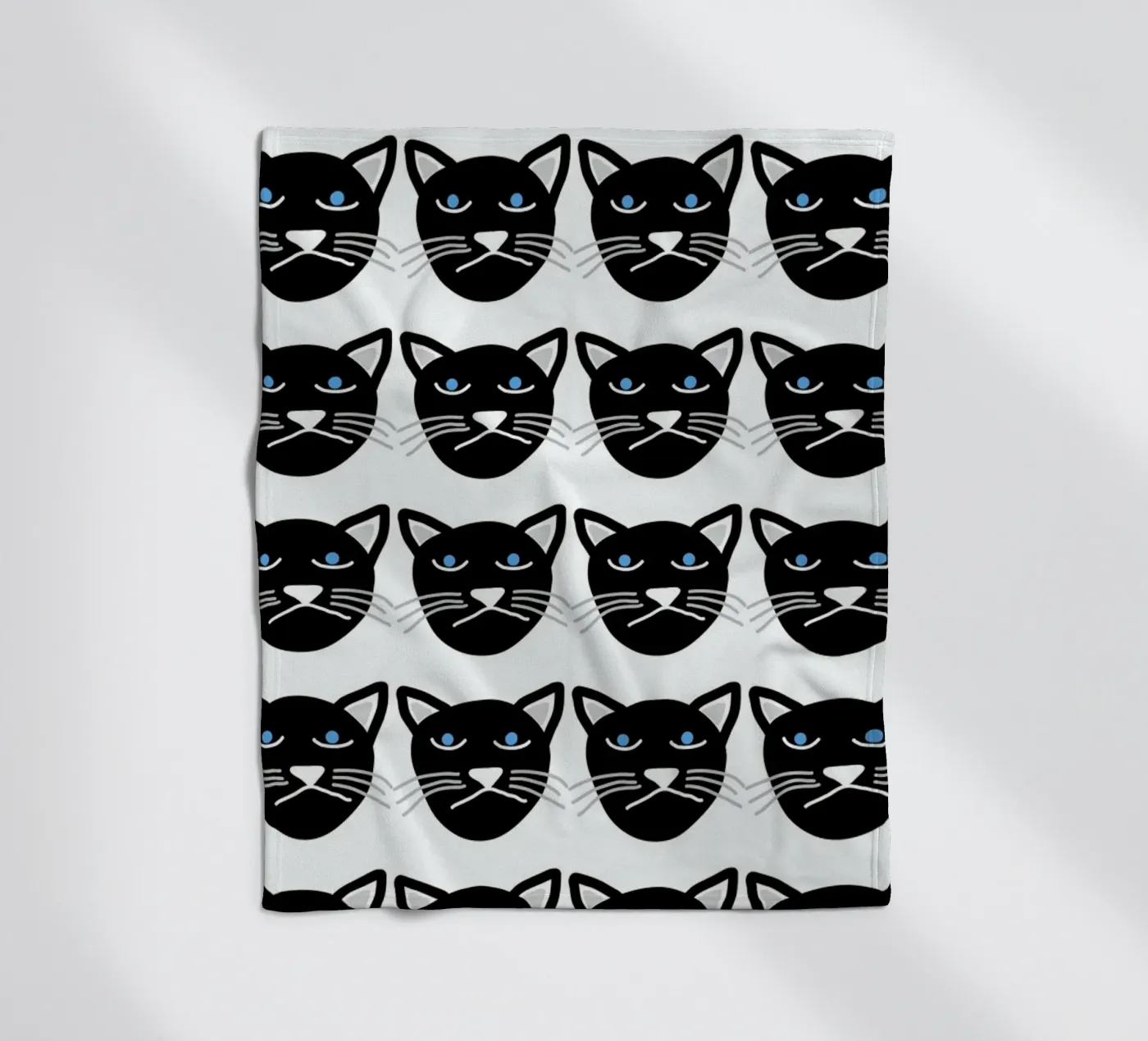Grumpy Cat Fleecedecke von Vasare Nar