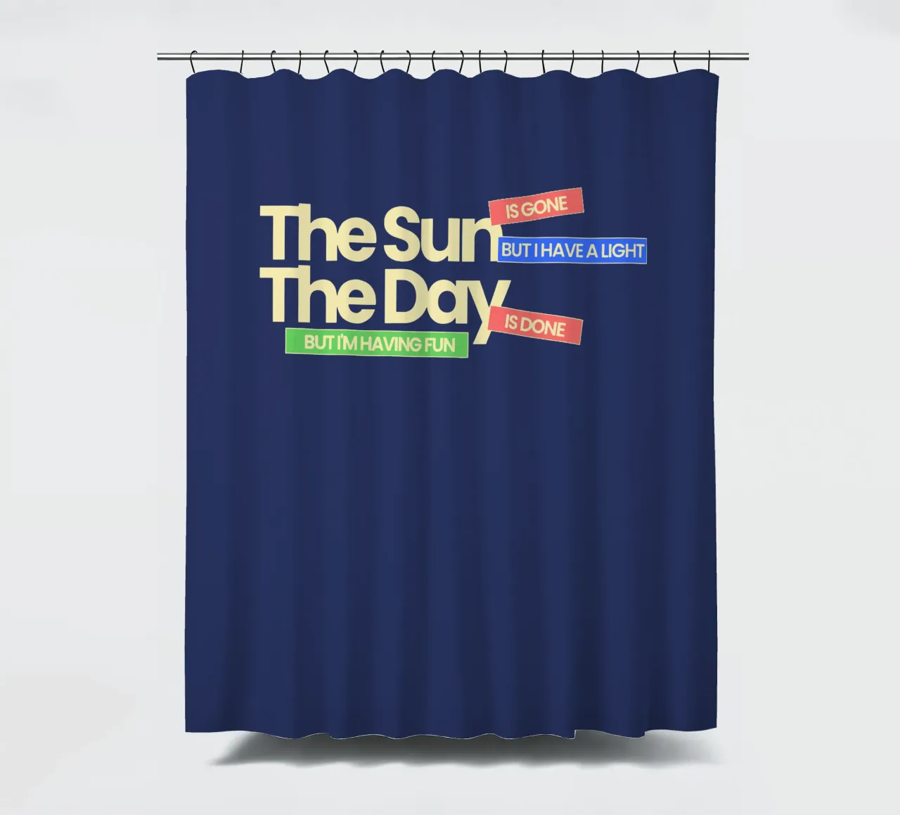 Il sole non c'è più, ma ho una luce tenda da doccia da Gunawan Rb