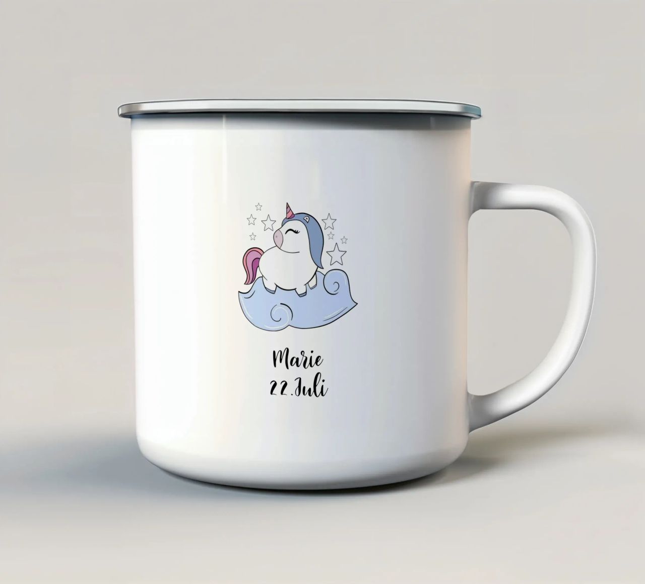 Einhorn mit Name und Geburtstag tazza in smalto da BAINAI KIDS
