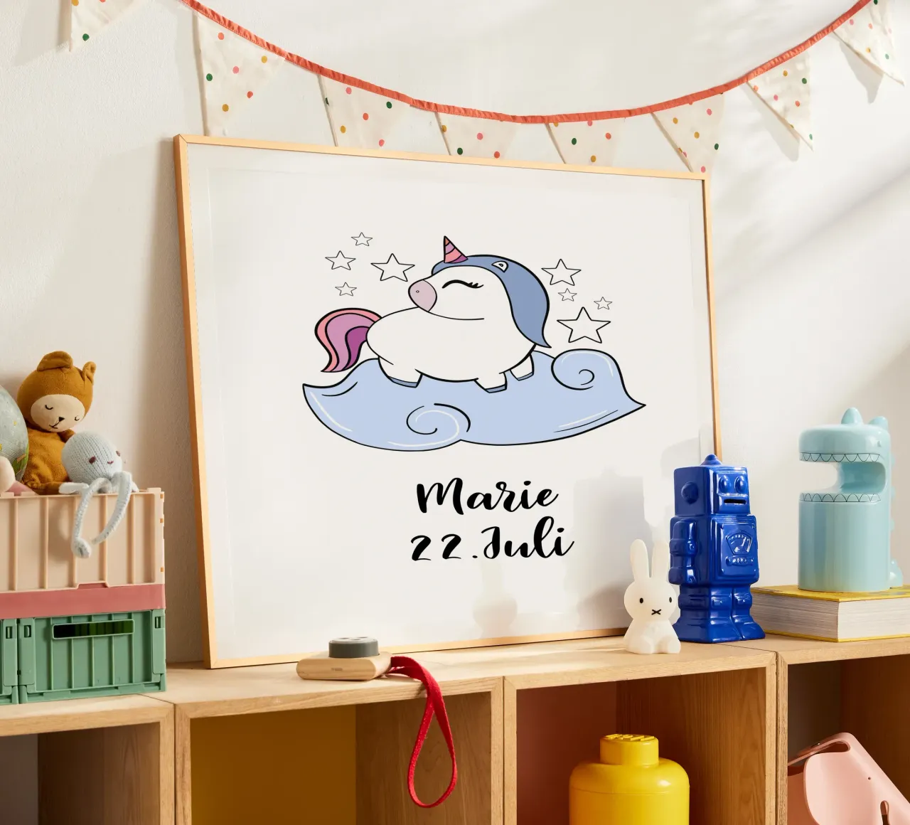 Einhorn mit Name und Geburtstag poster con telaio in legno da BAINAI KIDS
