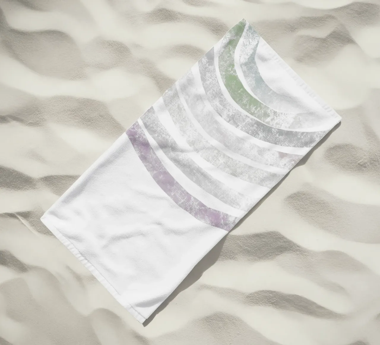 Rainbow with Name Strandtuch von Magnific