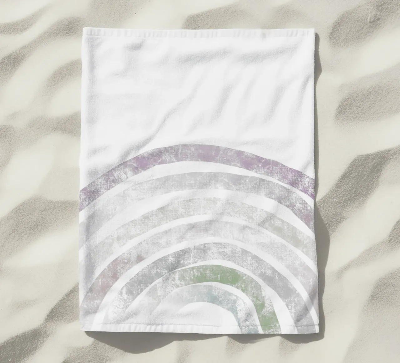 Rainbow with Name Strandtuch von Magnific