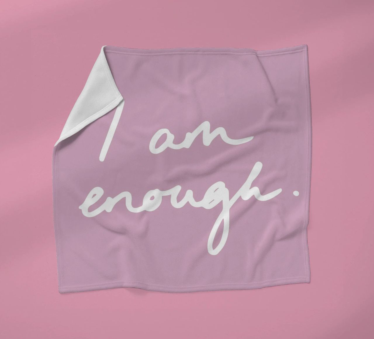 I am enough 1 coperta in pile da Studio Memb
