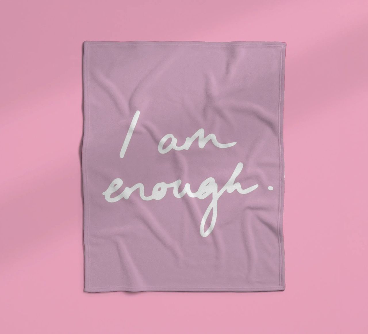 I am enough 1 coperta in pile da Studio Memb